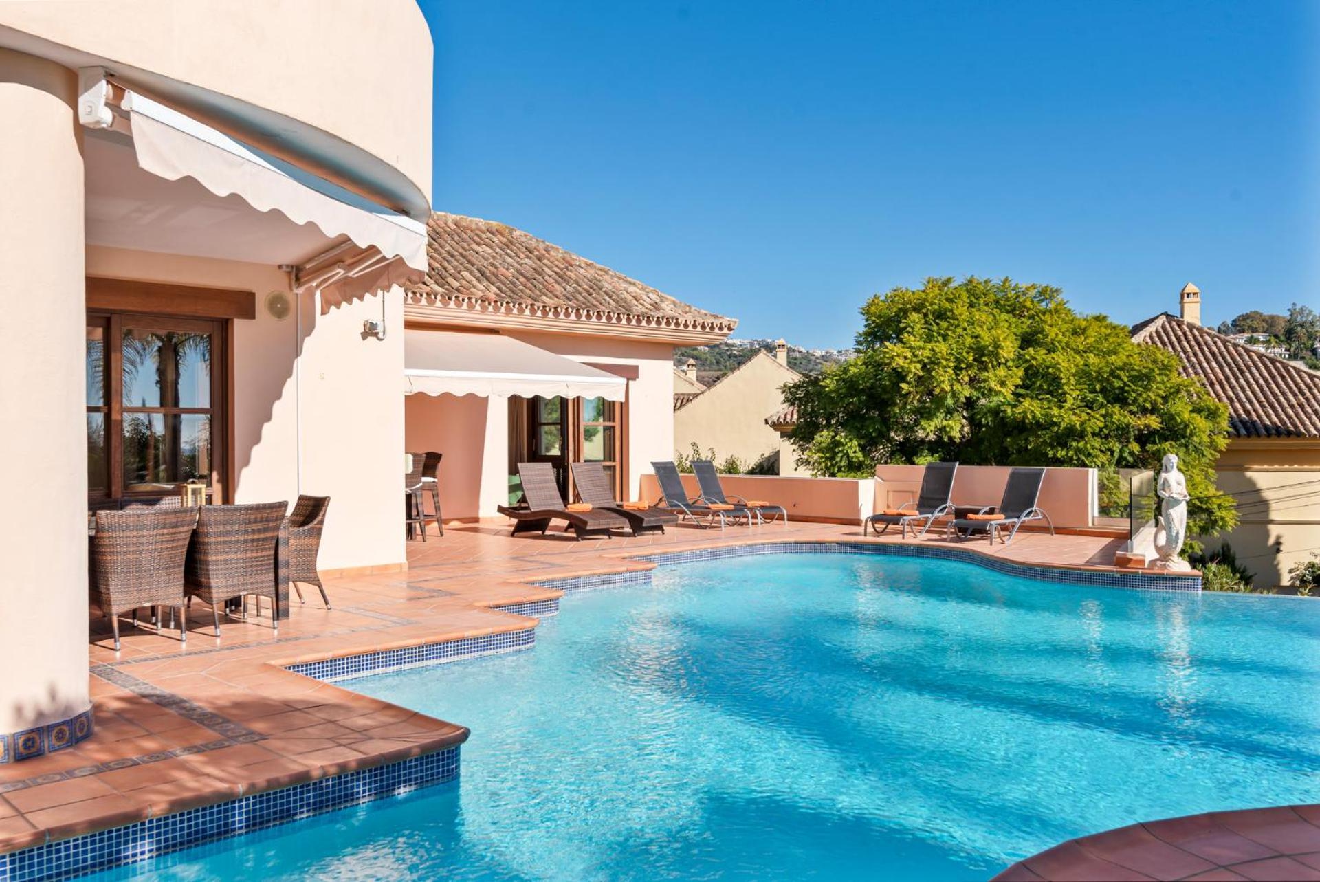 Luxury Villa Robledal By Mabiente - Views Of The Sea And The Golf Course Marbella Exterior foto