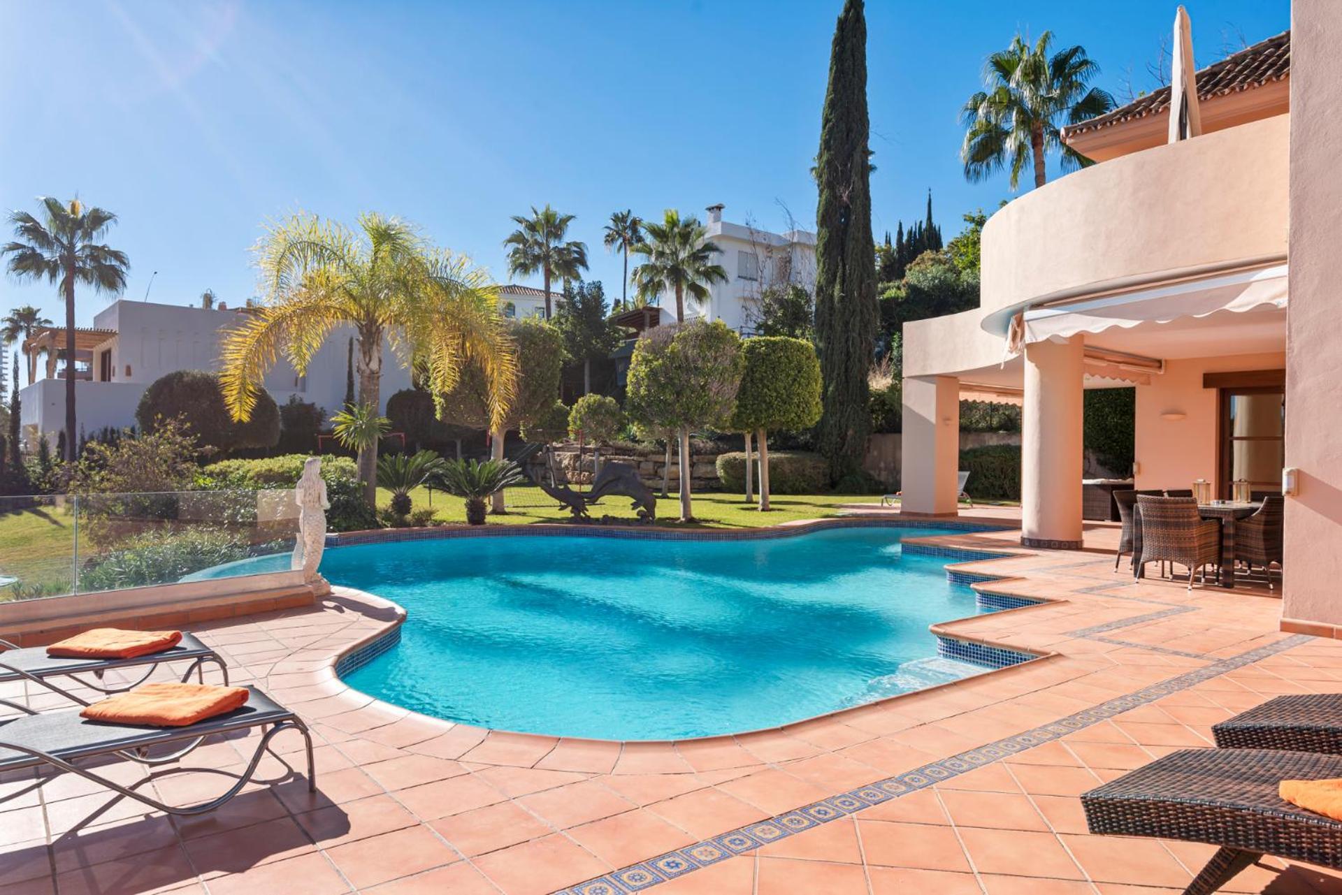 Luxury Villa Robledal By Mabiente - Views Of The Sea And The Golf Course Marbella Exterior foto